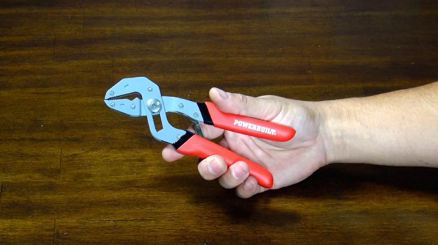 The Powerbuilt Power Grip Pliers